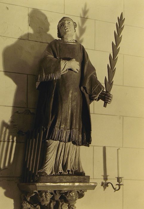 statue : saint Etienne - © Ministère de la Culture (France), Conservation des antiquités et des objets d’art du Pas-de-Calais – Tous droits réservés