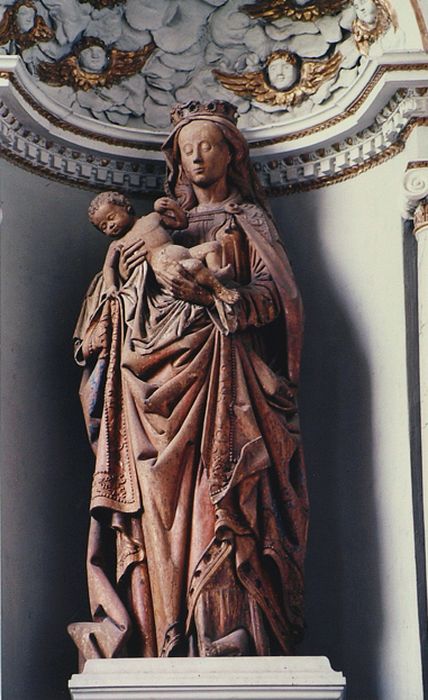 statue : Vierge à l'Enfant