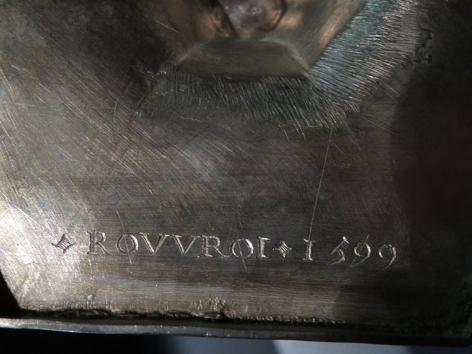 calice, détail de la date