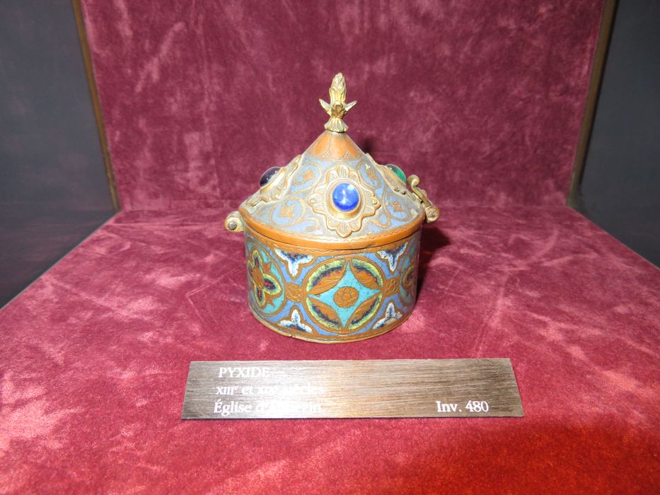 pyxide des malades-chrismatoire - © Ministère de la Culture (France), Conservation des antiquités et des objets d’art du Pas-de-Calais – Tous droits réservés 