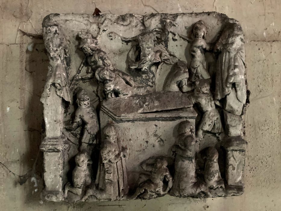 haut-relief : Résurrection du Christ avec les donateurs Oudart de Renty, seigneur de Bruay et Marie de Recourt de Licques, son épouse (la)