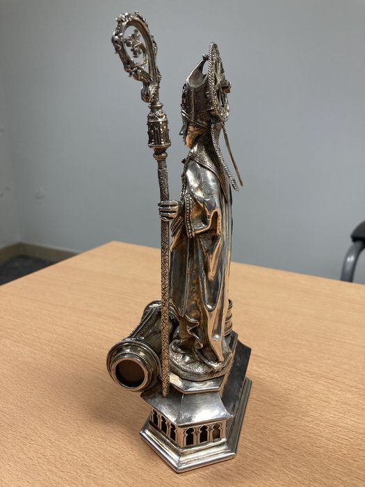 statuette-reliquaire : saint Nicolas
