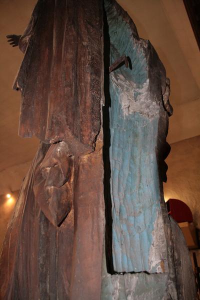 revers de la statue : Vierge à l'Enfant