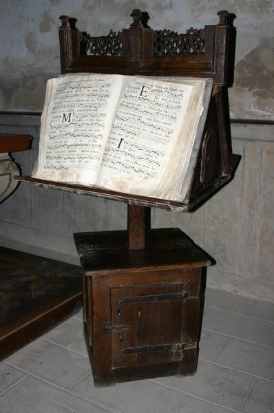 pupitre (lutrin), vue générale - © Ministère de la Culture (France), Conservation des antiquités et objets d'art du Puy-de-Dôme – Tous droits réservés