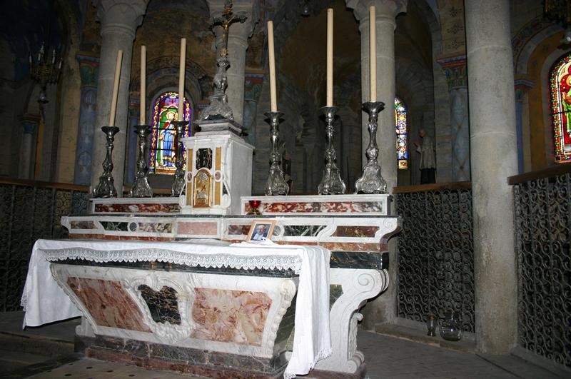 autel, gradins d'autel, tabernacle (maître-autel), vue générale