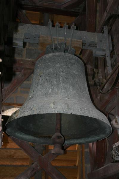 cloche : vue générale - © Ministère de la Culture (France), Conservation des antiquités et objets d'art du Puy-de-Dôme – Tous droits réservés