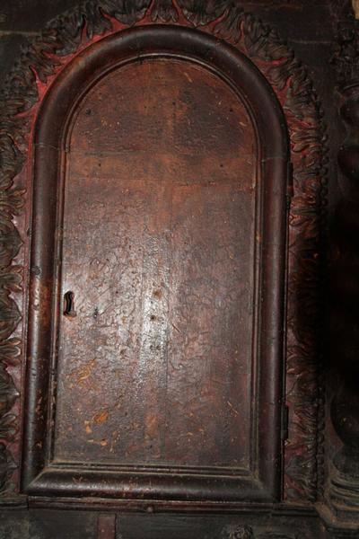 retable du maître-autel, autel, tabernacle, tableau : la déploration du Christ : porte du tabernacle
