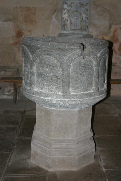 font baptismaux : vue générale