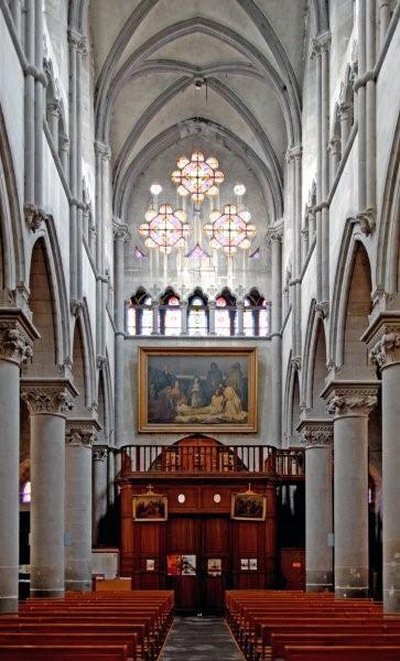 église Notre-Dame : Vue générale de la nef