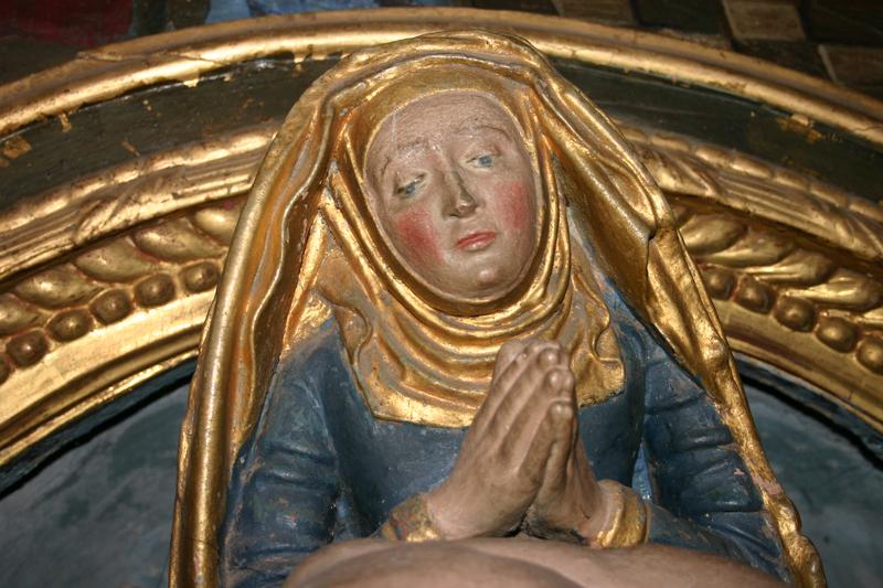 groupe sculpté : Vierge de Pitié, détail