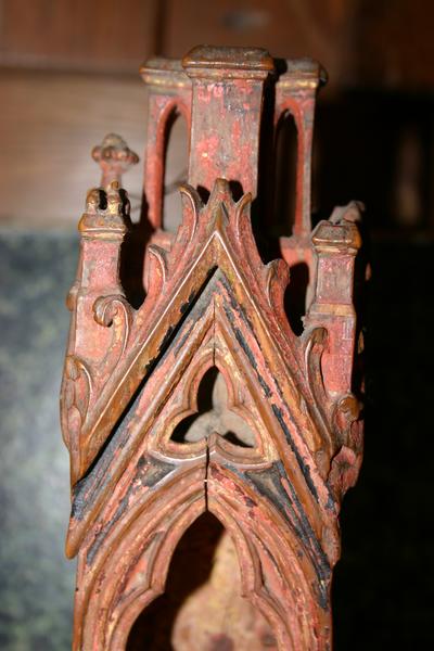 statue (statuette) : Vierge à l'Enfant dite Notre-Dame-de-Grâce, détail