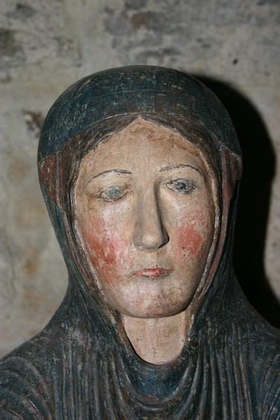 statue : Vierge en majesté, détail