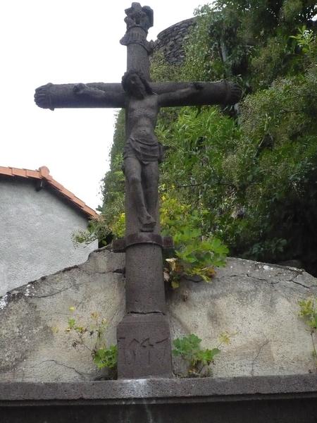 détail, statue : Christ en croix