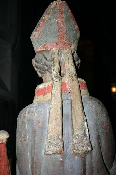 statue : saint Nectaire en majesté, vue partielle