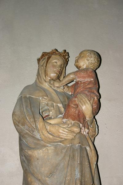 statue : Vierge à l'Enfant, vue partielle