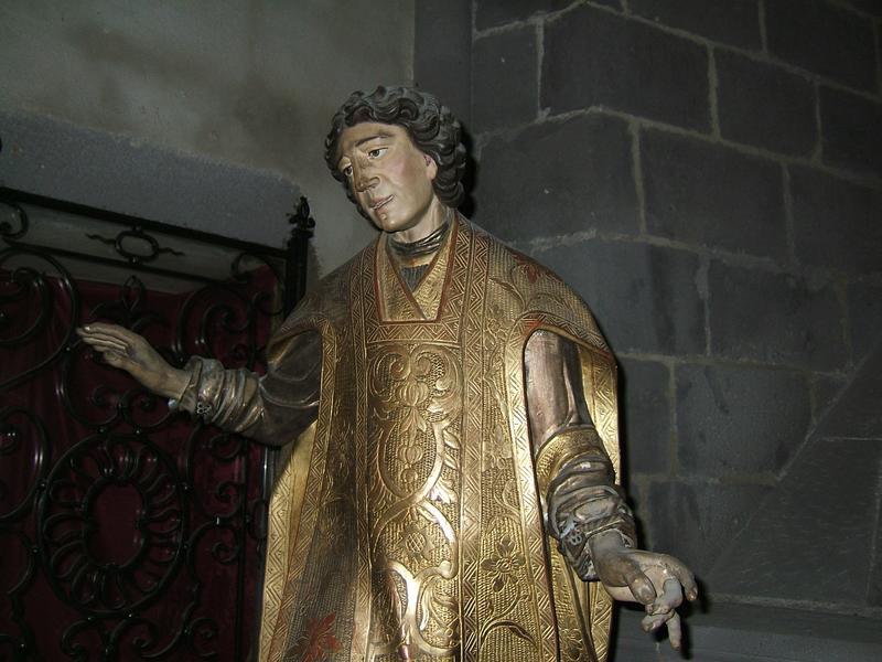 statue : saint Amable, vue partielle