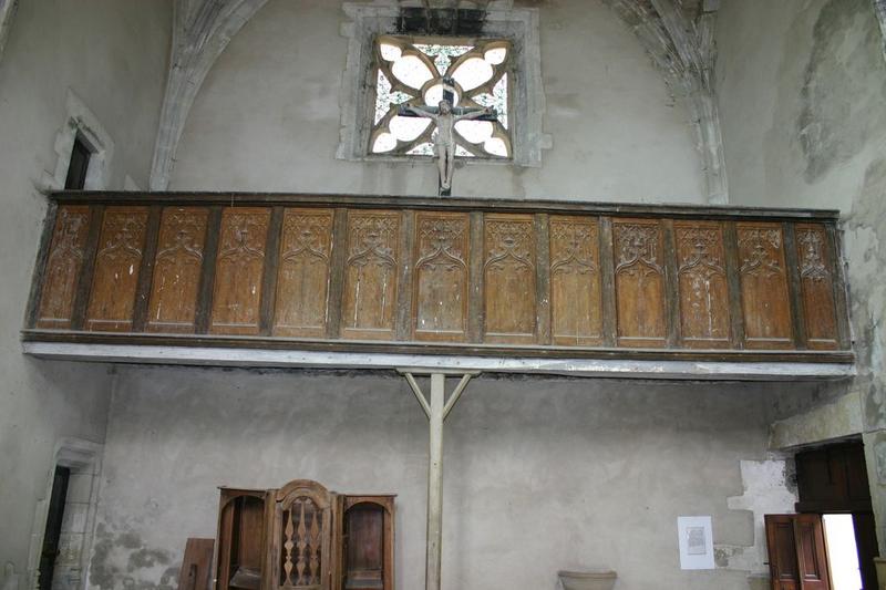 tribune (devant de tribune), vue générale - © Ministère de la Culture (France), Conservation des antiquités et objets d'art du Puy-de-Dôme – Tous droits réservés