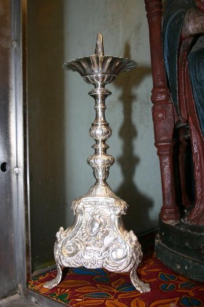 chandelier, vue générale - © Ministère de la Culture (France), Conservation des antiquités et objets d'art du Puy-de-Dôme – Tous droits réservés