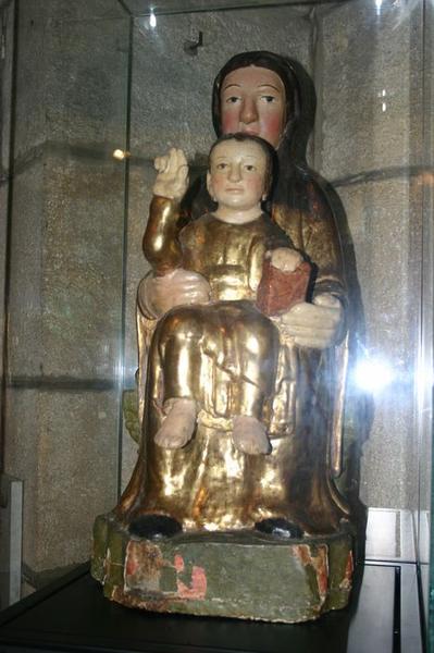 statue : Vierge en majesté, vue générale