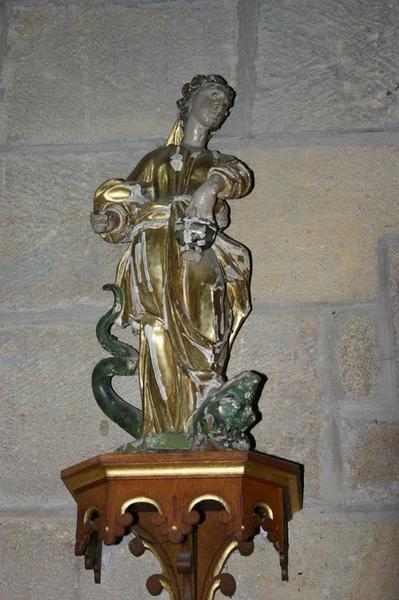 statue : sainte Marthe, vue générale