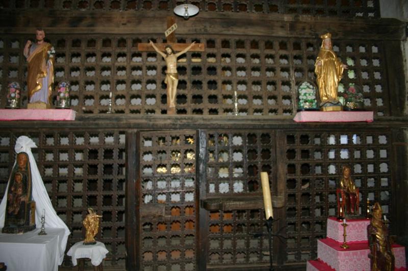 grille de clôture du choeur, vue générale - © Ministère de la Culture (France), Conservation des antiquités et objets d'art du Puy-de-Dôme – Tous droits réservés