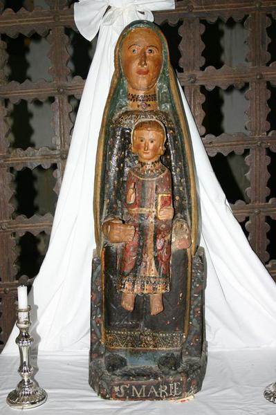 statue-reliquaire : Vierge à l'enfant, vue générale - © Ministère de la Culture (France), Conservation des antiquités et objets d'art du Puy-de-Dôme – Tous droits réservés