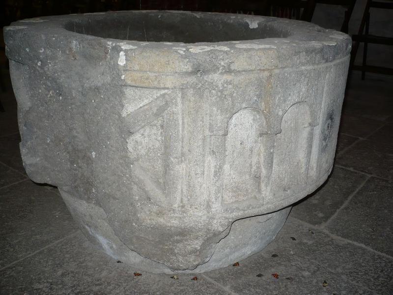 fonts baptismaux (cuve baptismale), vue générale