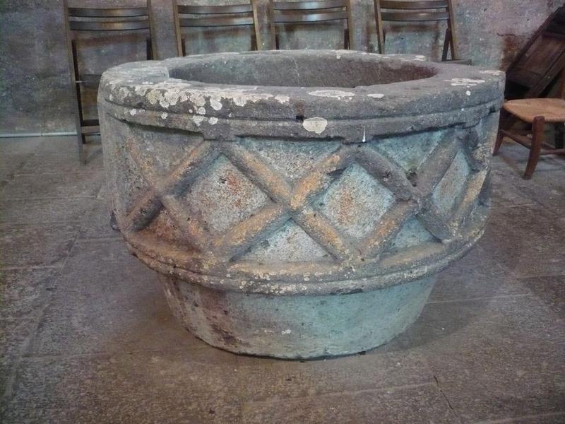 fonts baptismaux (cuve baptismale), vue générale