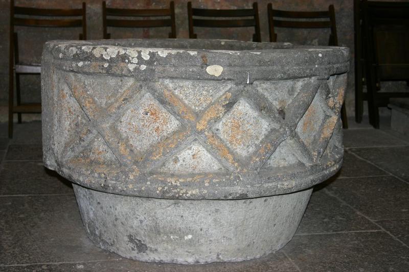 fonts baptismaux (cuve baptismale), vue générale