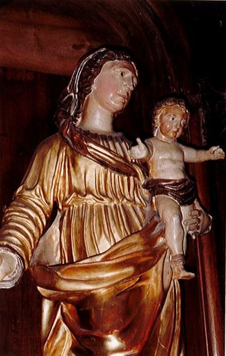 statue : Vierge à l'Enfant, vue partielle