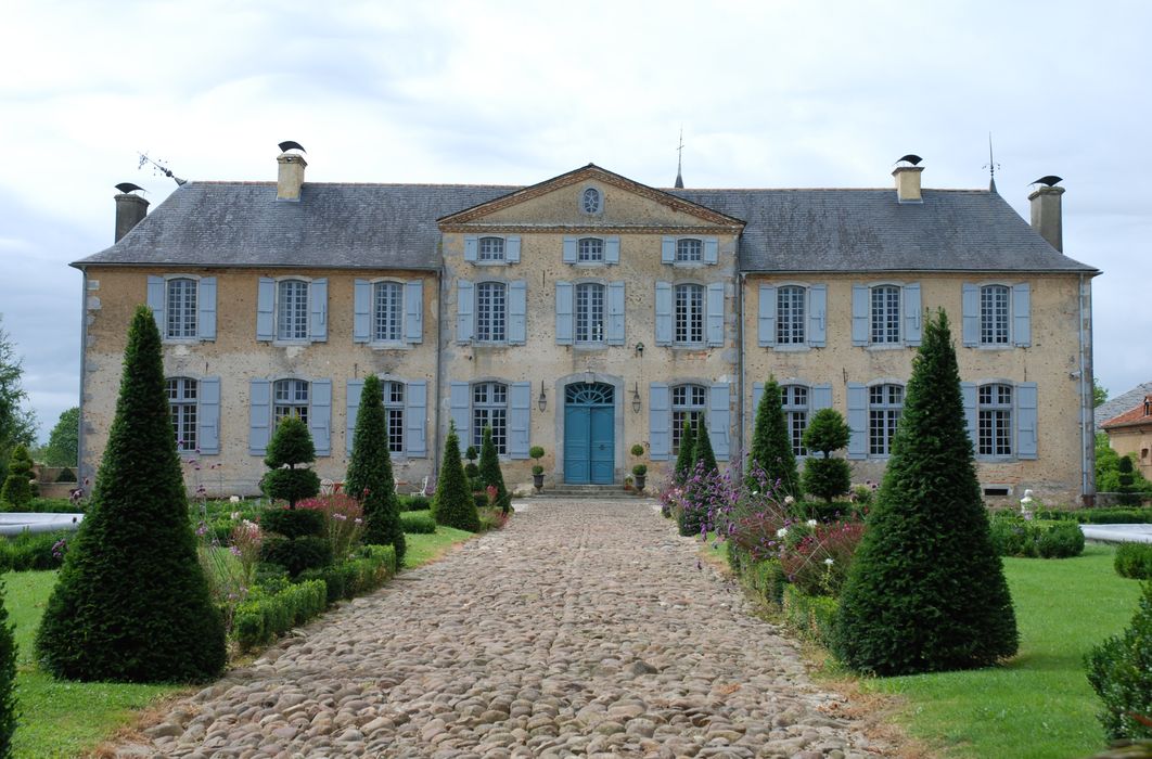 Château : Façade nord, vue générale