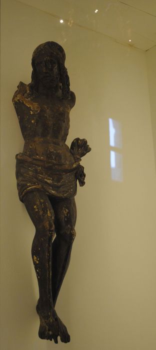 statue : Christ en croix - © Ministère de la Culture (France), Conservation des antiquités et des objets d’art des Hautes-Pyrénées, tous droits réservés