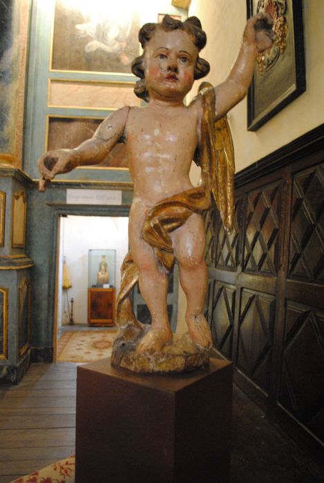 statue (statuette) : Angelot - © Ministère de la Culture (France), Conservation des antiquités et des objets d’art des Hautes-Pyrénées, tous droits réservés