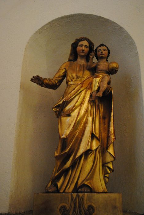 statue : Vierge à l'Enfant debout - © Ministère de la Culture (France), Conservation des antiquités et des objets d’art des Hautes-Pyrénées, tous droits réservés