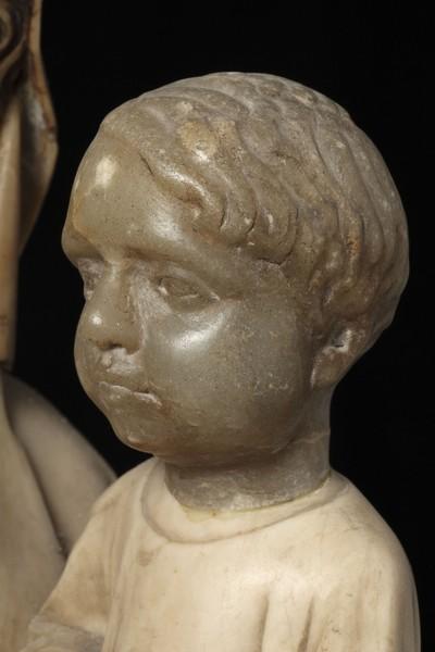 statue : Vierge à l'enfant, détail - © Ministère de la Culture (France), Conservation des antiquités et des objets d’art des Pyrénées-Orientales, tous droits réservés