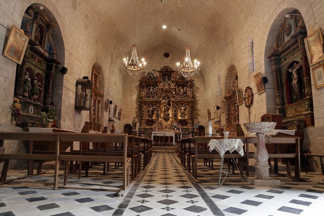 église Saint-André : Nef, vue générale