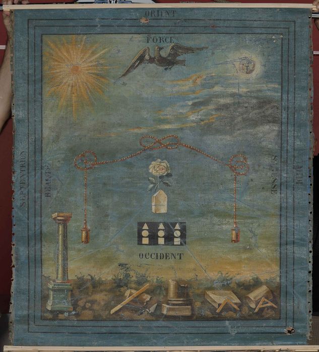 toile n°1 : Décor de loge maçonnique - © Ministère de la Culture (France), Centre de conservation et de restauration du patrimoine des Pyrénées-Orientales – Tous droits réservés
