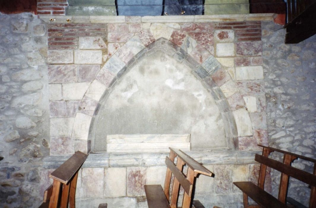 Monument funéraire de Pierre de Sahorre, abbé de Saint-Martin