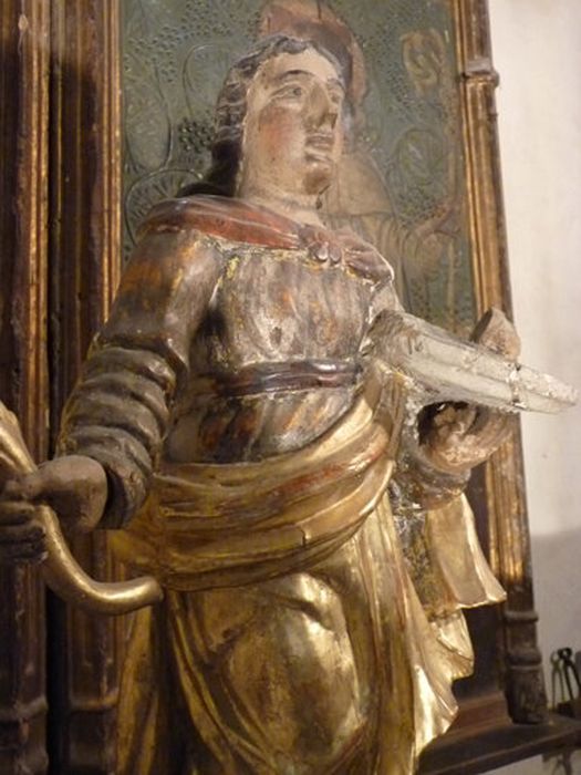 statue : Sainte Lucie, vue partielle - © Ministère de la Culture (France), Centre de conservation et de restauration du patrimoine des Pyrénées-Orientales – Tous droits réservés