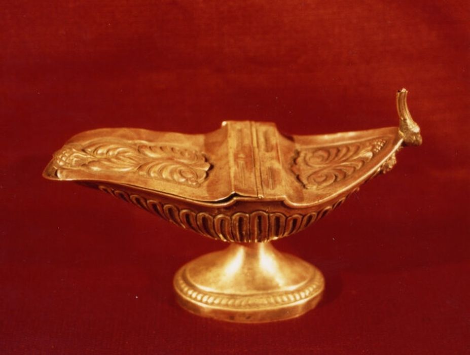 navette à encens - © Ministère de la Culture (France), Centre de conservation et de restauration du patrimoine des Pyrénées-Orientales – Tous droits réservés