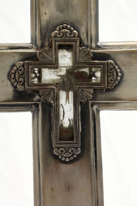 croix reliquaire de la Vraie Croix, détail - © Ministère de la Culture (France), Centre de conservation et de restauration du patrimoine des Pyrénées-Orientales – Tous droits réservés