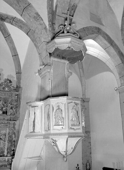 chaire à prêcher - © Ministère de la Culture (France), Centre de conservation et de restauration du patrimoine des Pyrénées-Orientales – Tous droits réservés