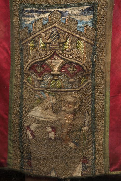 chasuble, détail - © Ministère de la Culture (France), Centre de conservation et de restauration du patrimoine des Pyrénées-Orientales – Tous droits réservés
