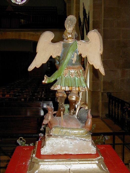 statue : Saint Michel (brancard de procession), revers