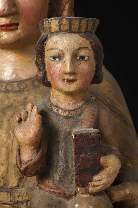 statue : Vierge à l'Enfant dite Notre Dame d'En, détail