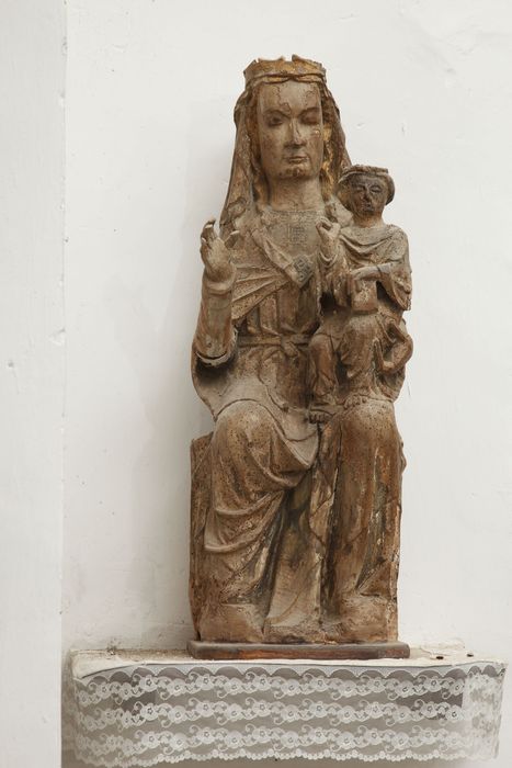 statue : Vierge à l'Enfant
