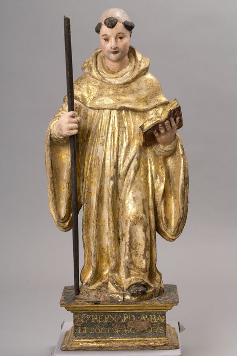 statue : Saint Bernard