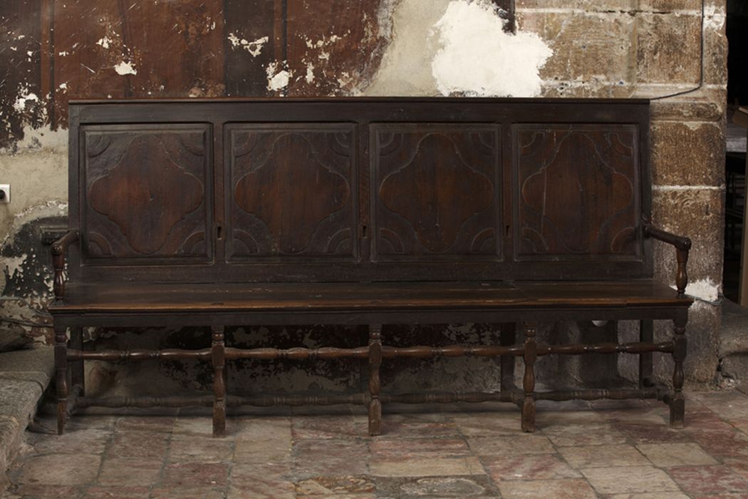banc d'église - © Ministère de la Culture (France), Centre de conservation et de restauration du patrimoine des Pyrénées-Orientales – Tous droits réservés