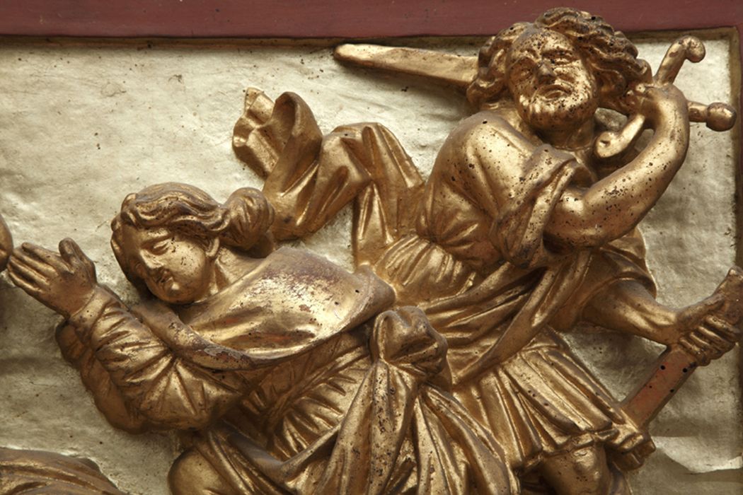 haut-relief : Décollation des saints martyrs Côme et Damien, détail - © Ministère de la Culture (France), Centre de conservation et de restauration du patrimoine des Pyrénées-Orientales – Tous droits réservés