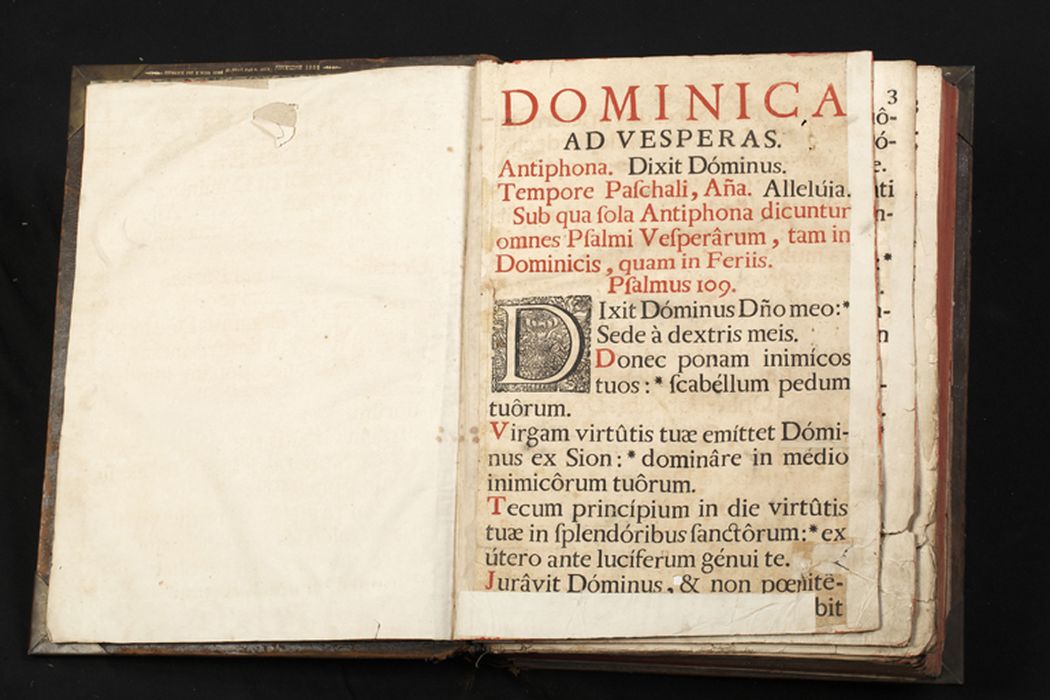 livre de messe : Vesperale - © Ministère de la Culture (France), Centre de conservation et de restauration du patrimoine des Pyrénées-Orientales – Tous droits réservés